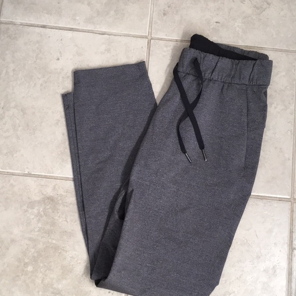 Lululemon On The Fly Pant - Picture 4 of 13